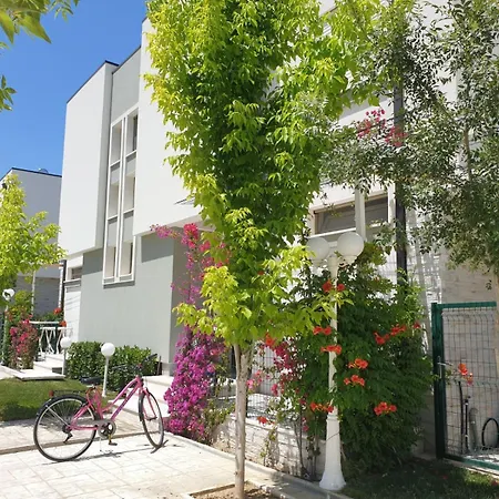 Lavender House Draç
